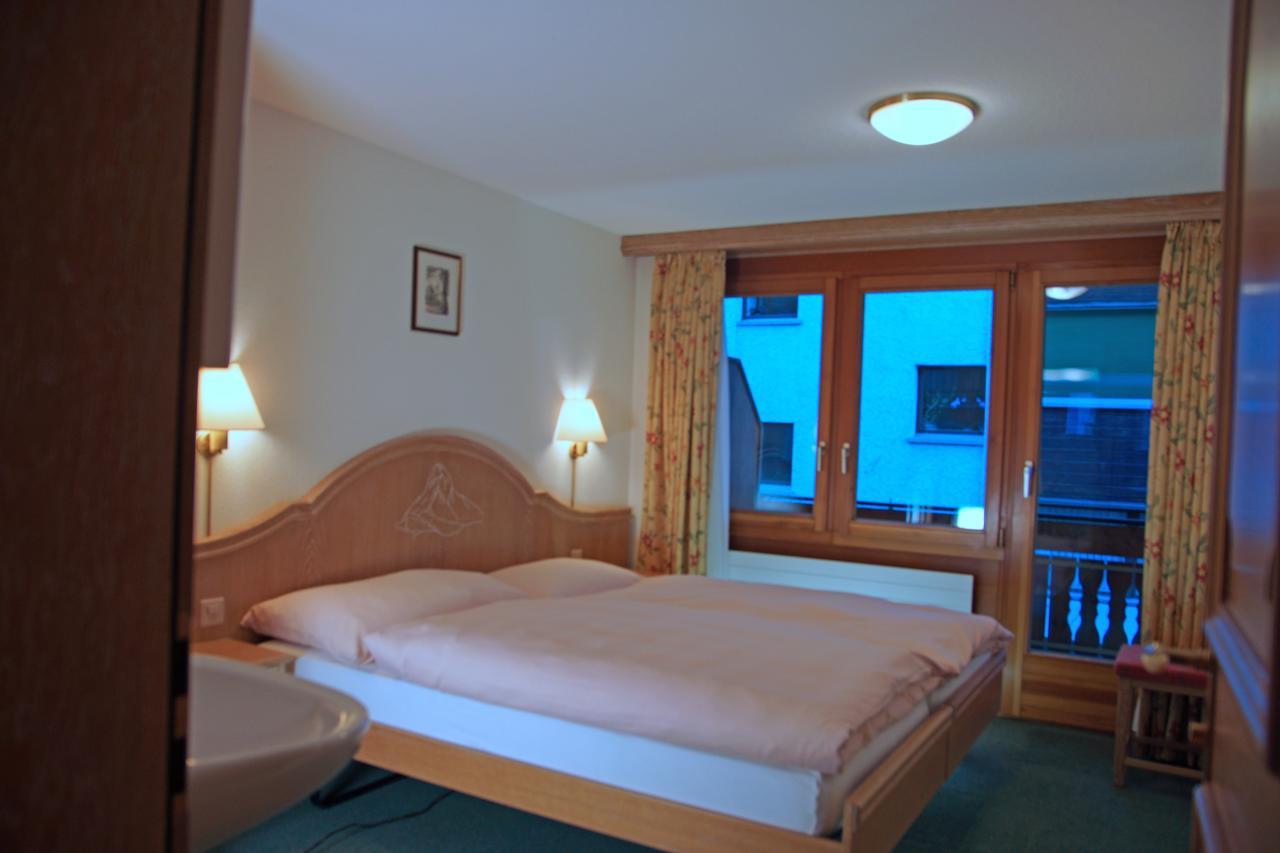 Appartements Zermatt Paradies Quarto foto